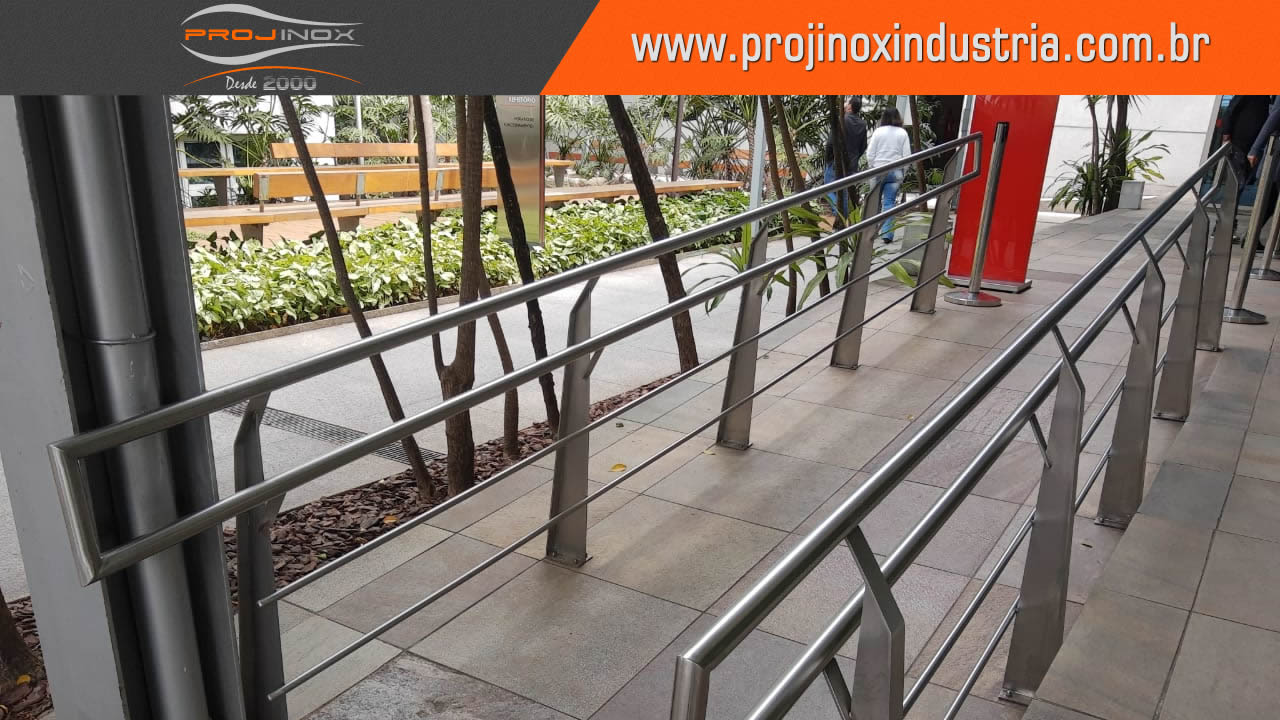 Corrimão Com Travessas em Inox